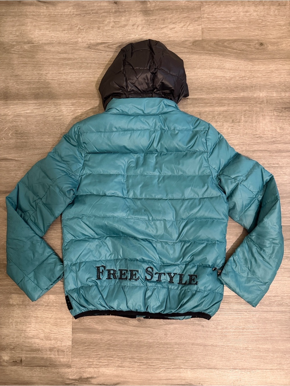 Down jackets - Picture 2 of 10